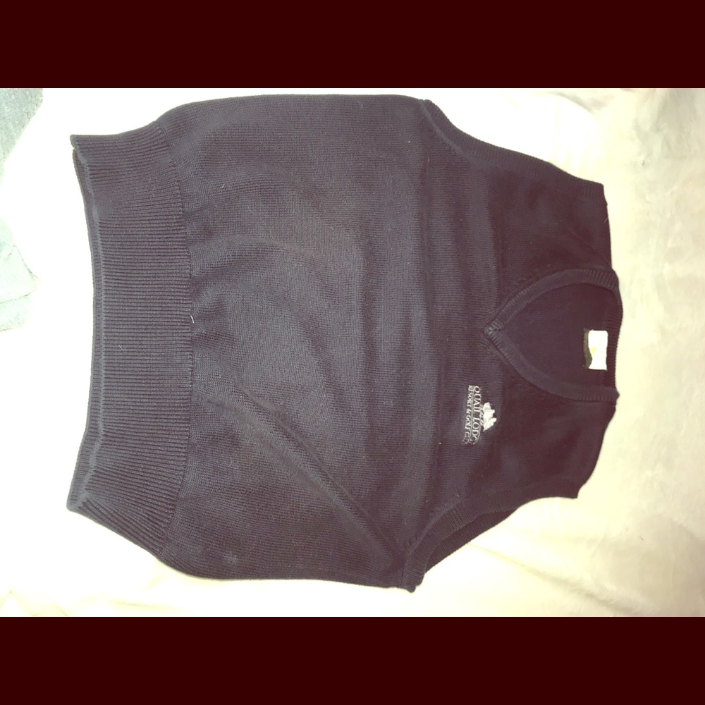 Golf sweater vest 🖤is m but might fit large